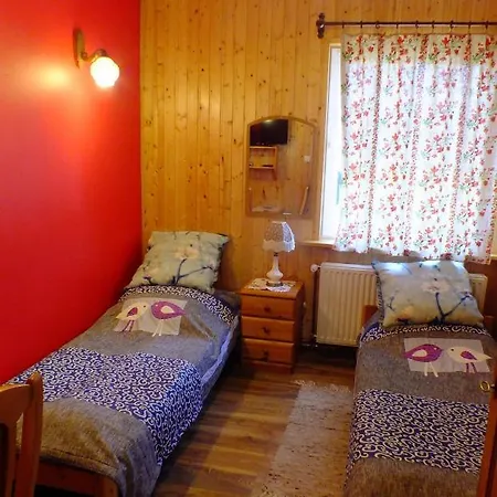 U Dziadka * شكلارسكا بوريبا